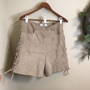 Hide leather brown tie shorts size Medium